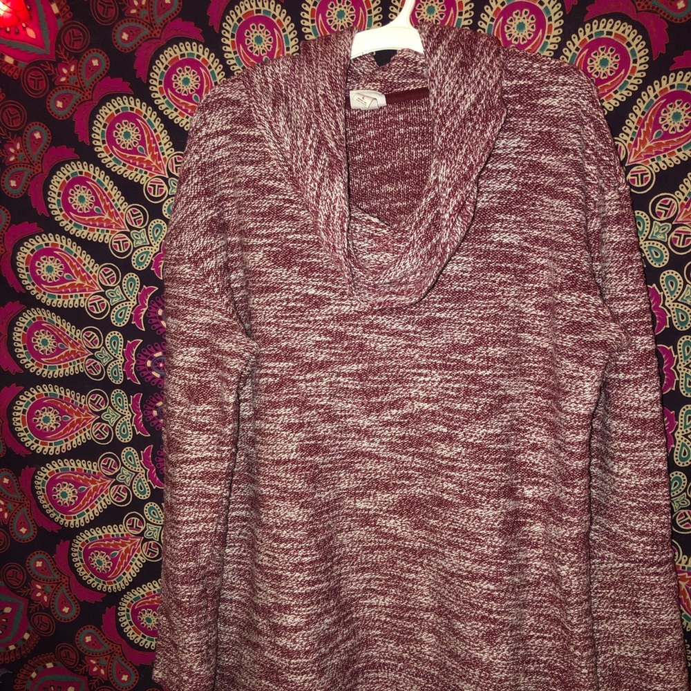 Loose neck red sweater